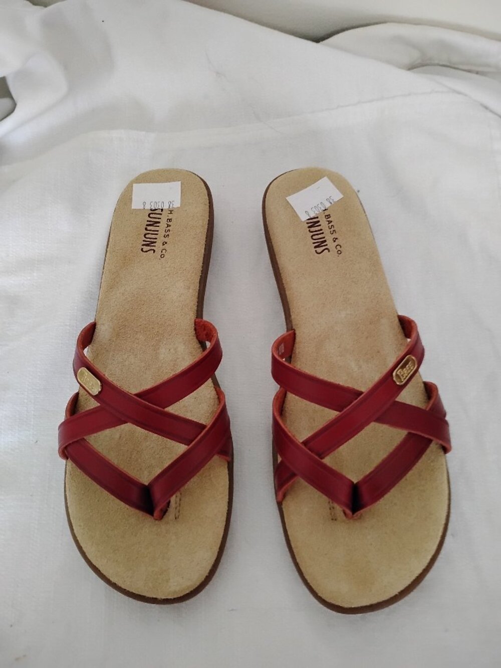 Bass red thong sandals sz. 8w